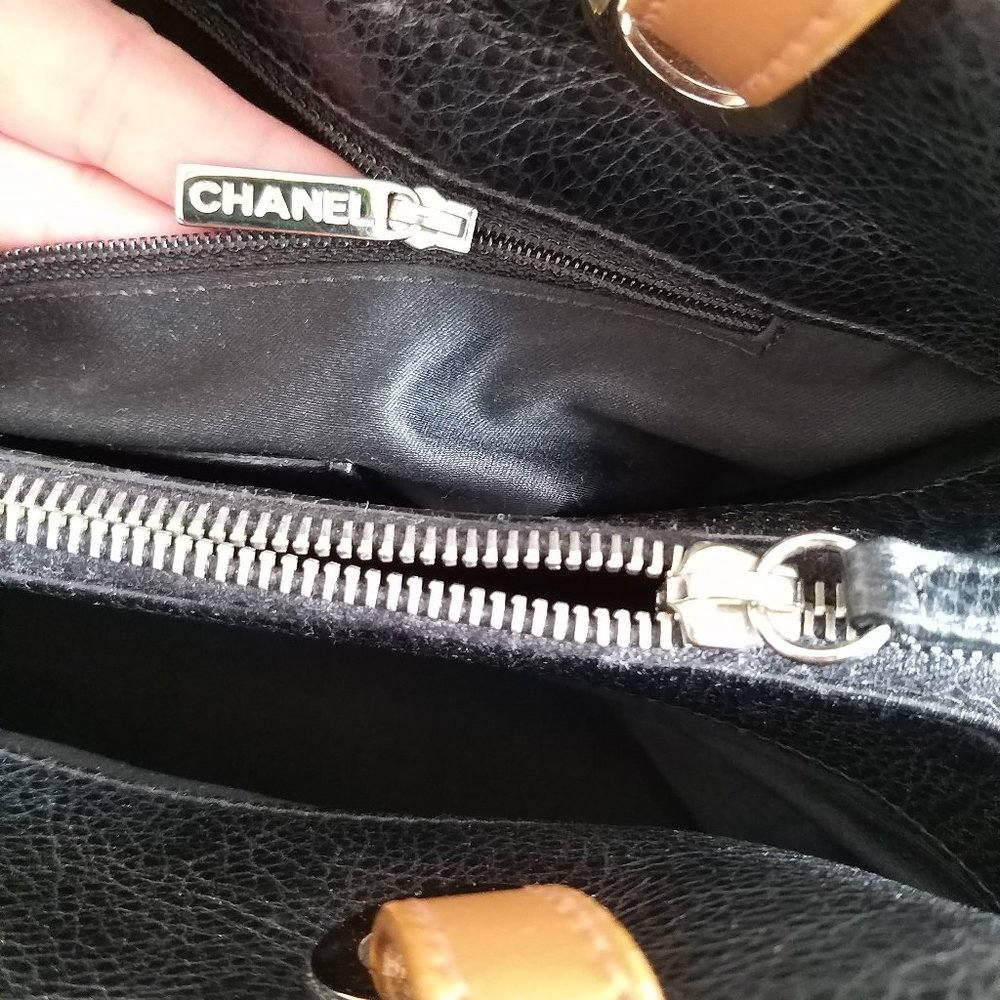Auth Chanel Black Glazed Calfskin On the Road Tote Bag - Pre-owned - Picture 6 of 16